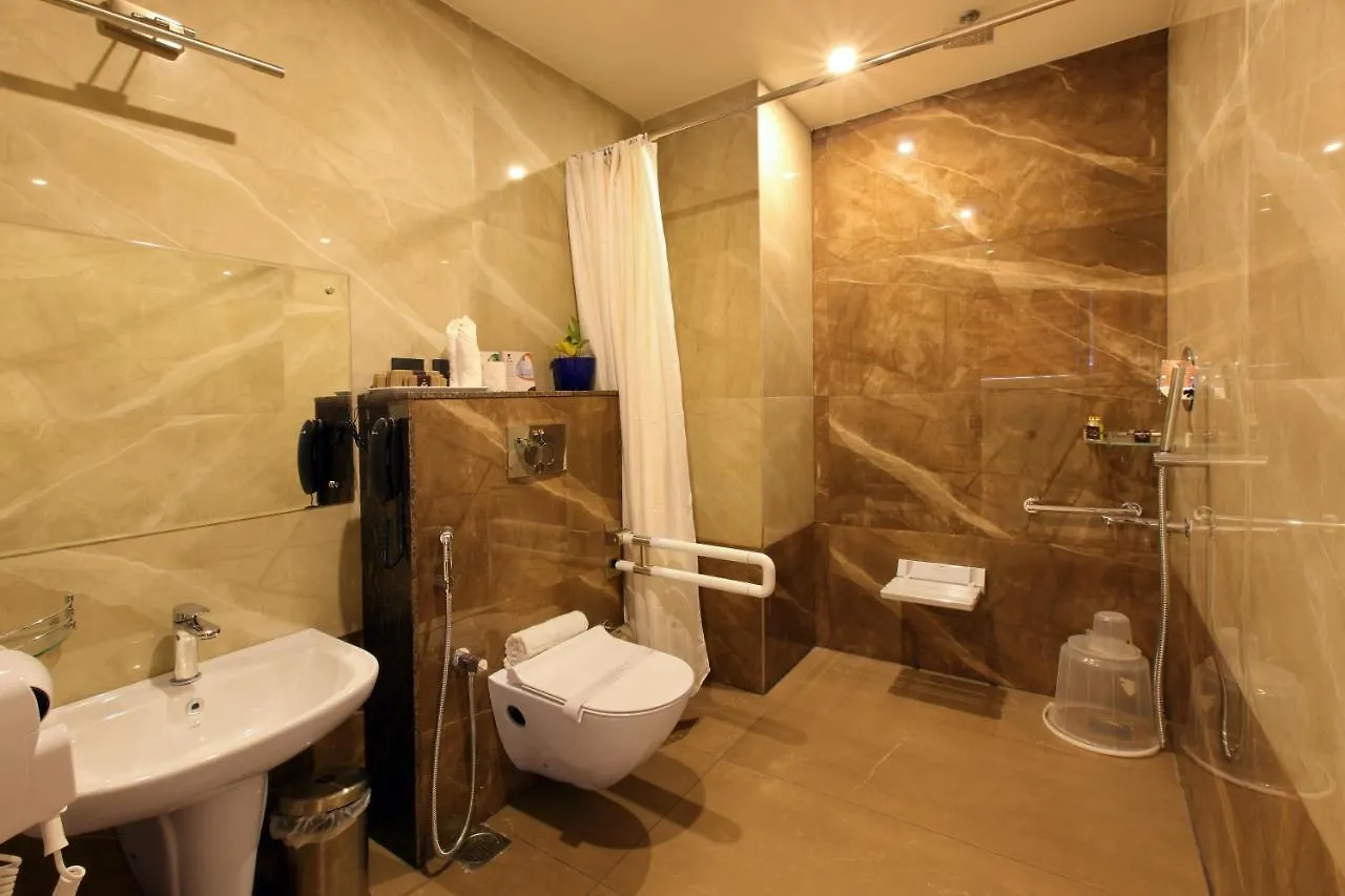 Hotel Novark Munnar Kallar Vattiyar 5*,